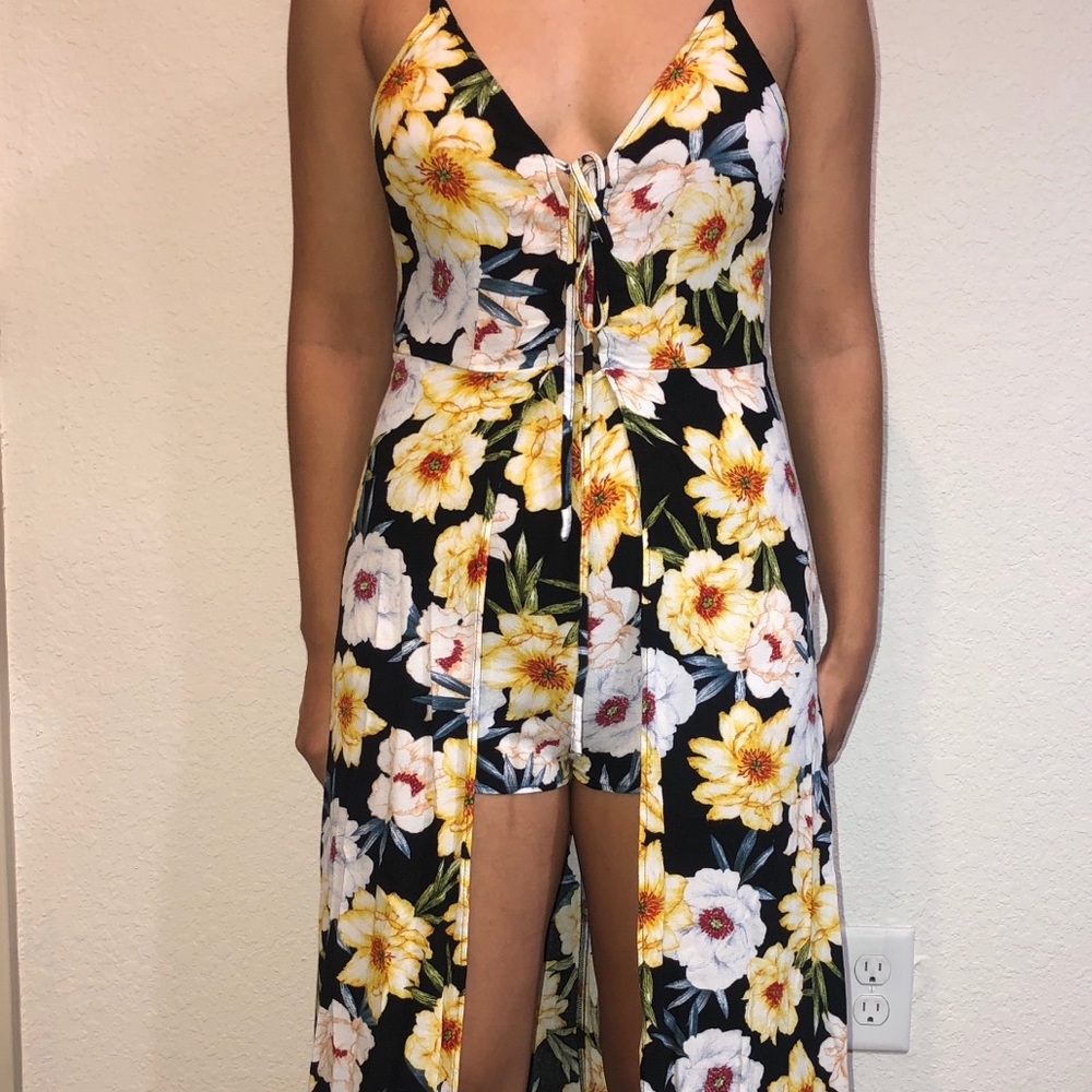 Black and yellow flower print Jumper/dress